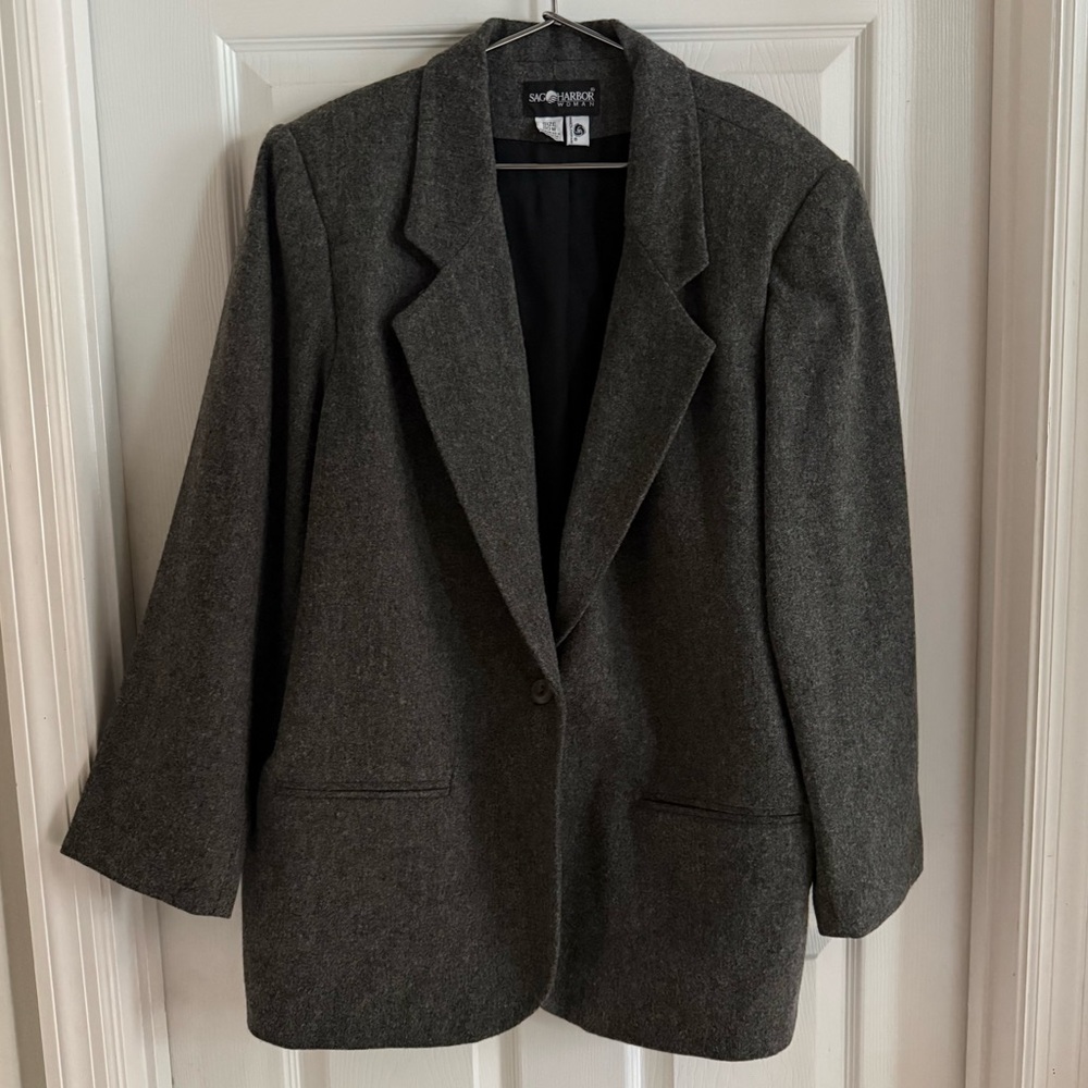 Sag Harbor Dark Gray Wool-Blend Blazer